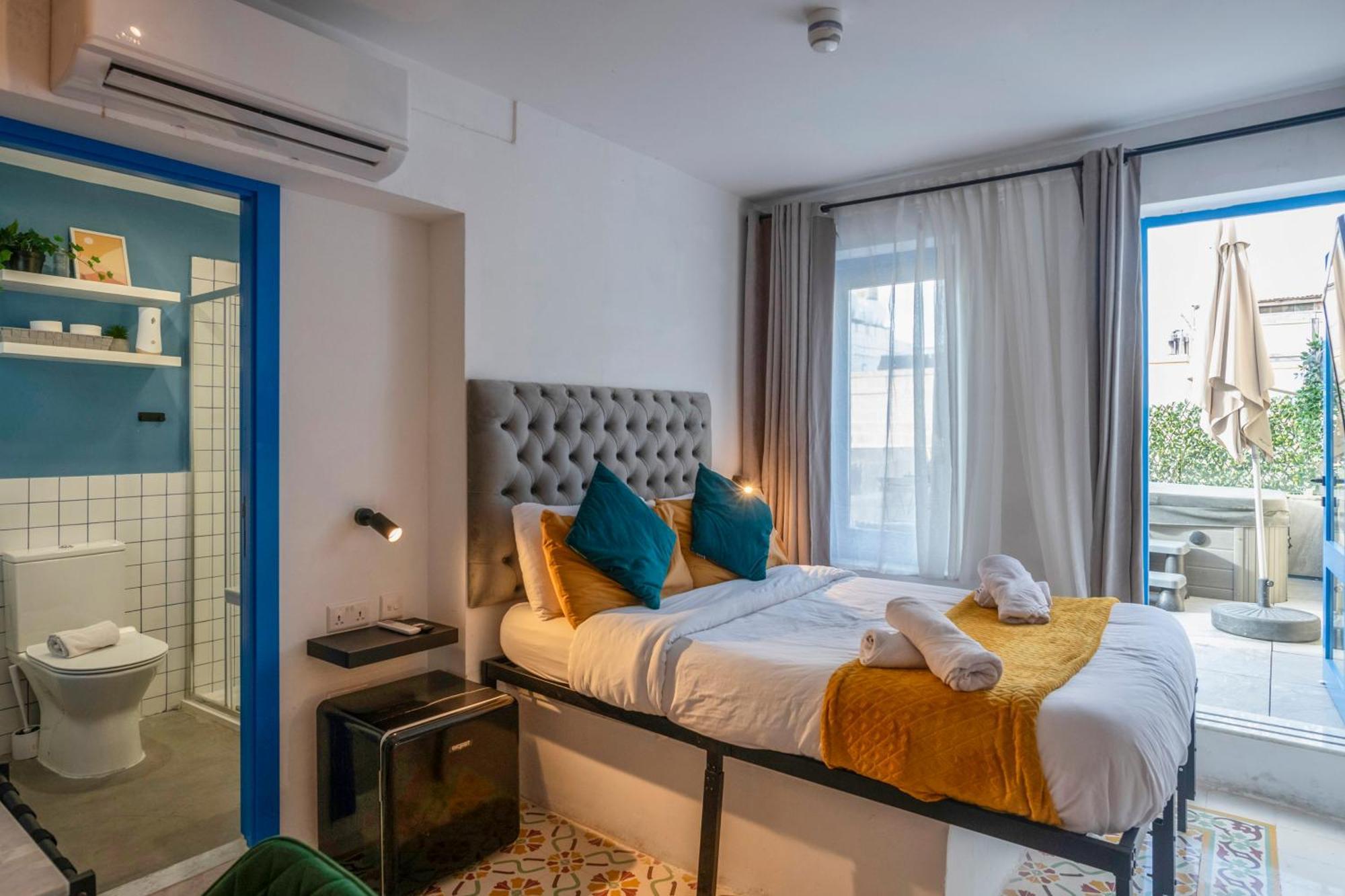 ואלטה Mandera'S Boutique Suites & Dorms מראה חיצוני תמונה