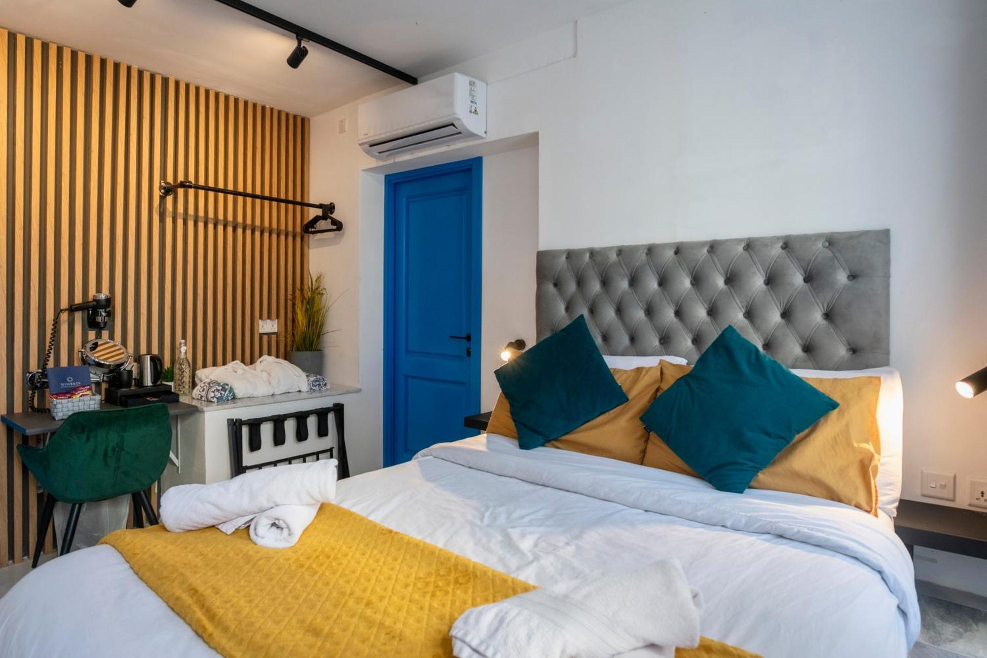 ואלטה Mandera'S Boutique Suites & Dorms מראה חיצוני תמונה