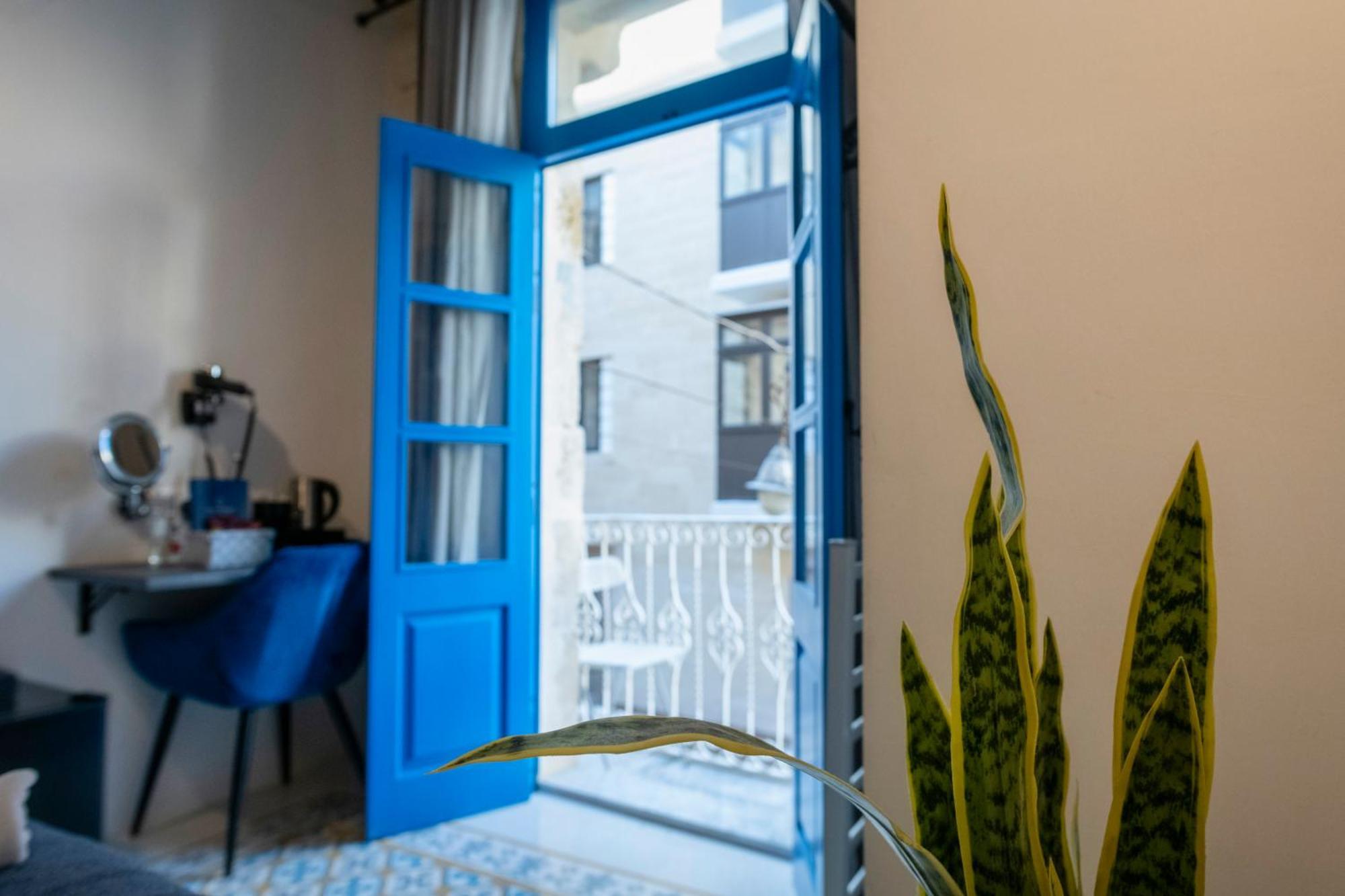ואלטה Mandera'S Boutique Suites & Dorms מראה חיצוני תמונה