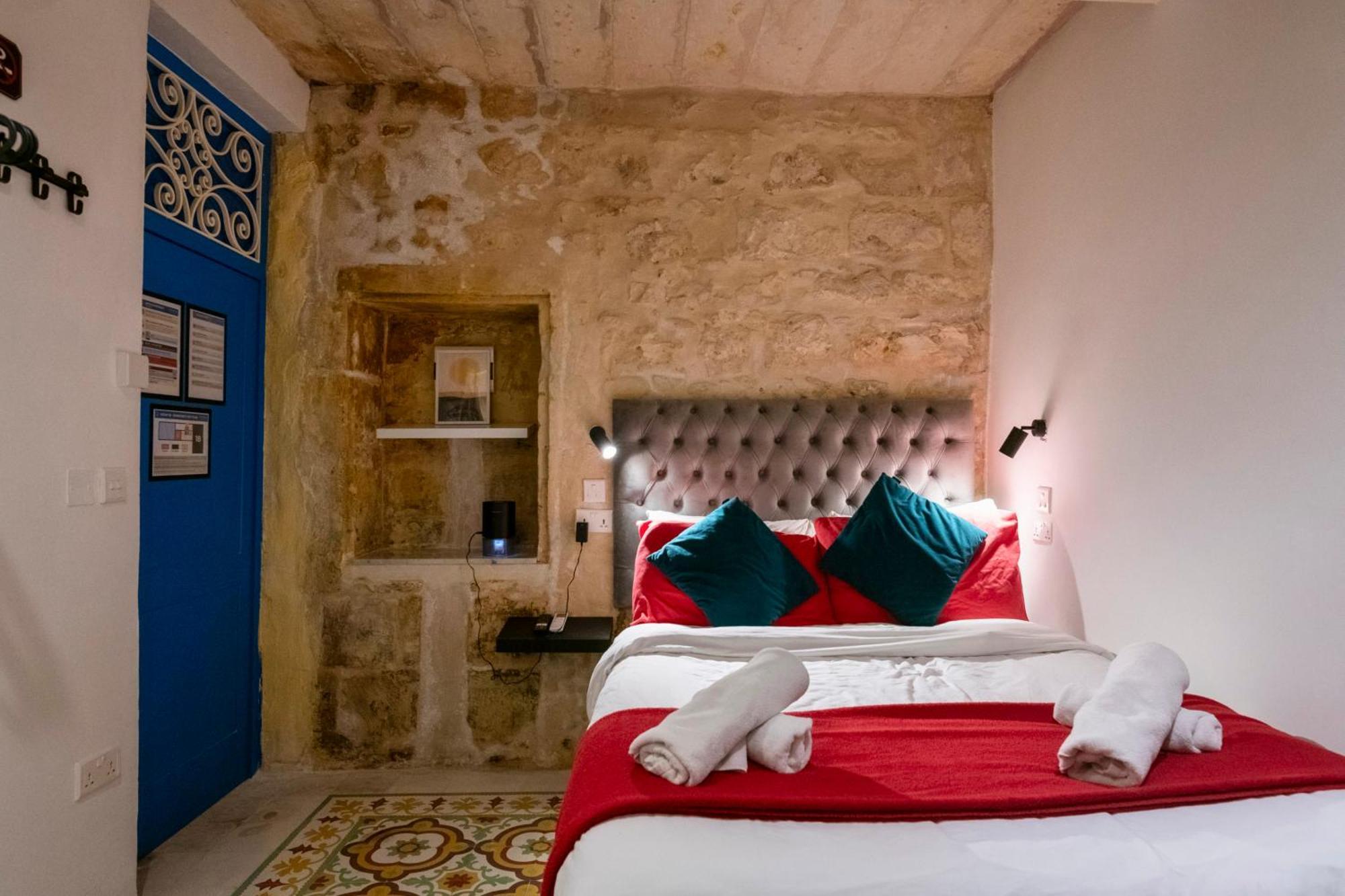 ואלטה Mandera'S Boutique Suites & Dorms מראה חיצוני תמונה